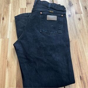 Wrangler Black Denim Jeans Men’s Size 34x30 Relaxed Fit Straight Leg